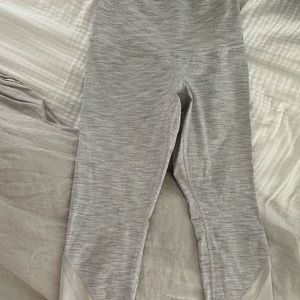 Lululemon Cropped Scalloped Mesh Leggings